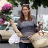 Jennifer Garner va faire des courses au farmers market à Brentwood, le 26 août 2012