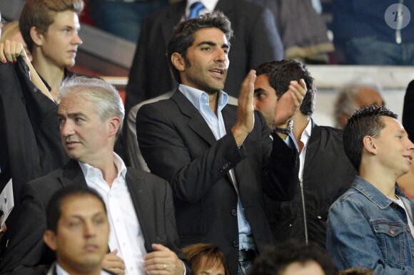 Ary Abittan lors du match entre le PSG et Bordeaux à Paris au Parc des Princes le 26 août 2012