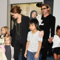 Angelina Jolie et Brad Pitt en famille : Visite française discrète et charmante