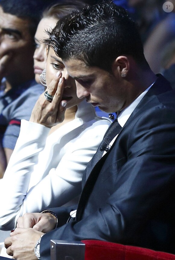 Cristiano Ronaldo et sa compagne Irina Shayk à Monaco le 30 août 2012 lors du tirage au sort des poules de la Ligue des Champions et la remise du trophée du meilleur joueur européen
