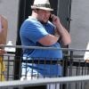 Chaz Bono se rend dans un Apple Store, à Los Angeles, pour se procurer l'iPhone 5, le vendredi 21 septembre 2012.