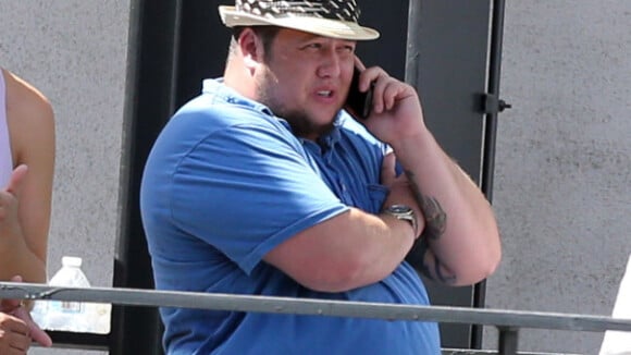 Chaz Bono : Pour oublier la déprime, il se rue sur l'iPhone 5