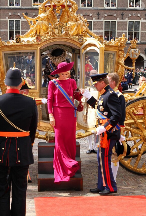 La princesse Maxima et la reine arrivent. La famille royale des Pays-Bas le 18 septembre 2012 lors du Prinsjesdag, jour annuel d'inauguration solennelle de la nouvelle année parlementaire.