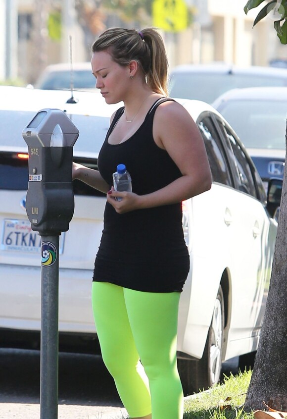 Amincie, Hilary Duff va à son cours de sport à Los Angeles le 24 septembre 2012