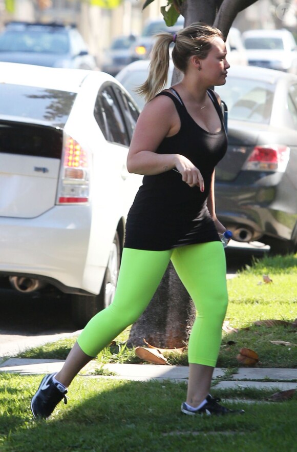 Radieuse et déterminée, Hilary Duff va à son cours de sport à Los Angeles le 24 septembre 2012