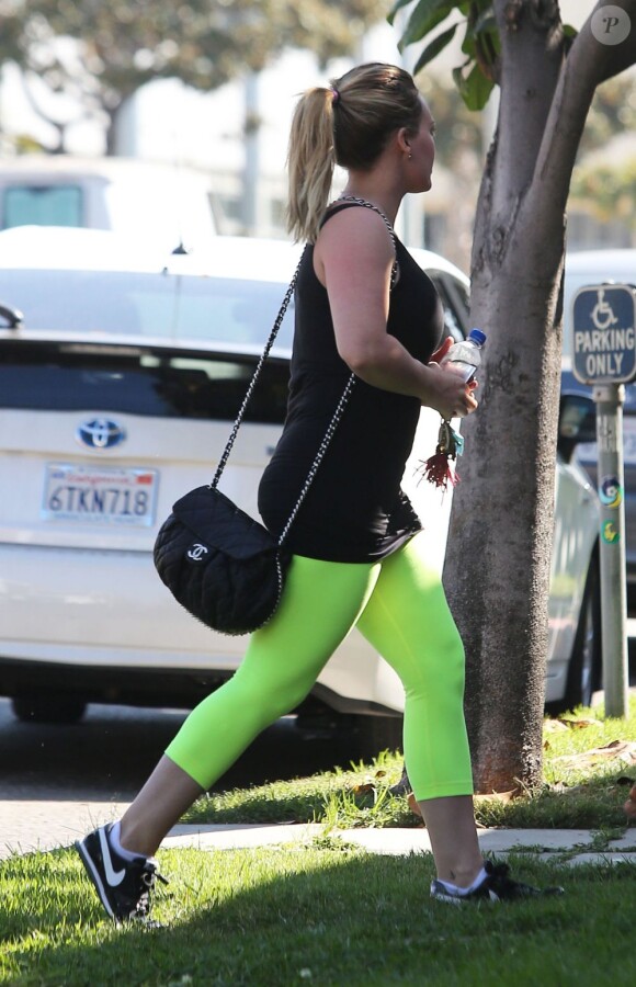 Hilary Duff va à son cours de sport à Los Angeles le 24 septembre 2012