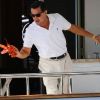 Leonardo DiCaprio tourne The Wolf of Wall Street de Martin Scorsese sur un yacht à New York, le 24 septembre 2012.