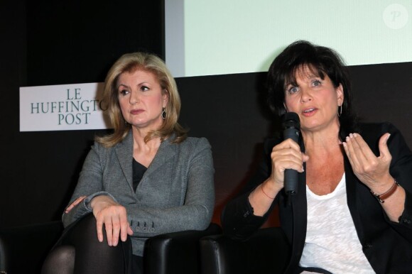 Anne Sinclair et Arianna Huffington à Paris le 23 juin 2012.