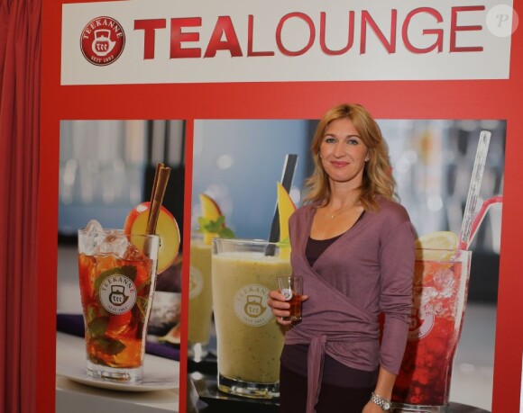 Steffi Graf lors de l'ouverture d'un Teekanne Tea Lounge à Cologne le 1er octobre 2012