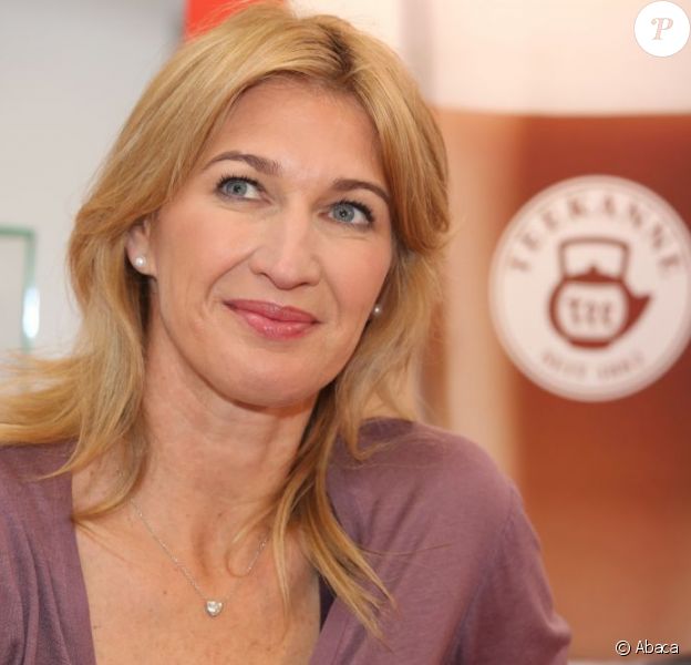 Steffi Graf : Heureuse, épanouie et spécialiste accro du thé - Purepeople