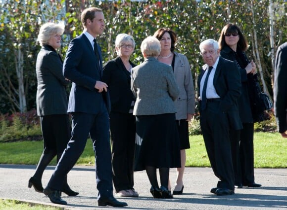 Le prince William aux obsèques, le 10 octobre 2012 , de son ancienne nounou, Olga Powell, au cimetière de Parndon Wood, à Harlow, dans l'Essex (nord-est de Londres).
