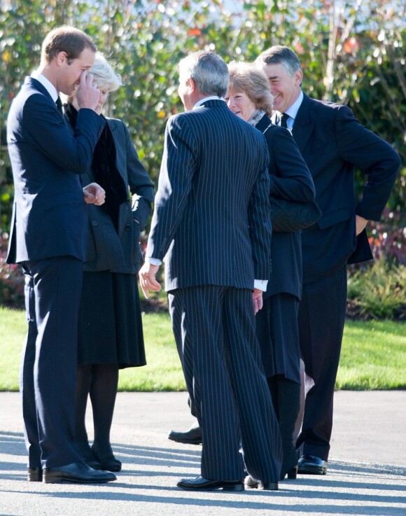 Le prince William a assisté le 10 octobre 2012 aux obsèques de son ancienne nounou, Olga Powell, au cimetière de Parndon Wood, à Harlow, dans l'Essex (nord-est de Londres).