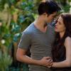 Kristen Stewart et Robert Pattinson dans la saga Twilight (chapitre 5 : Révélation, 2e partie)