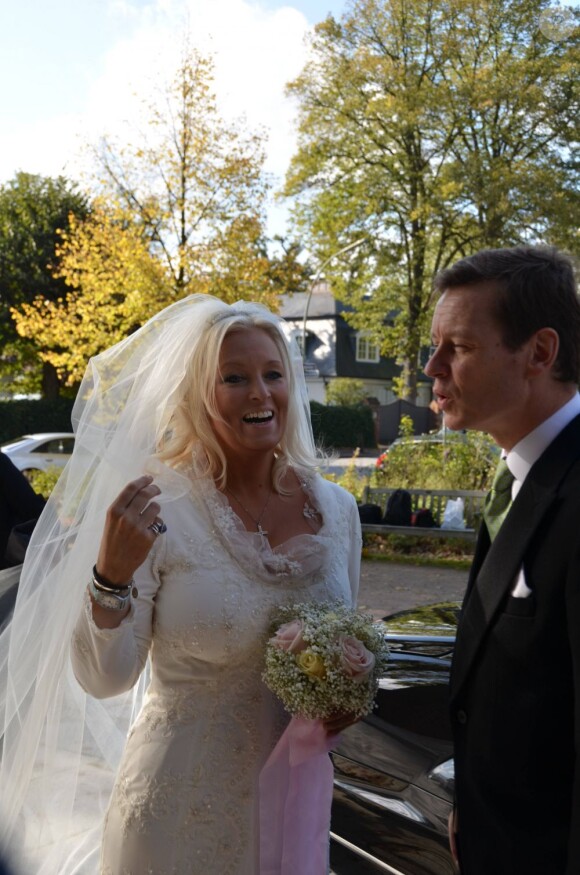 La duchesse Rixa d'Oldenburg célébrait samedi 13 octobre 2012 son mariage avec Stephan Sanders, à Hambourg.