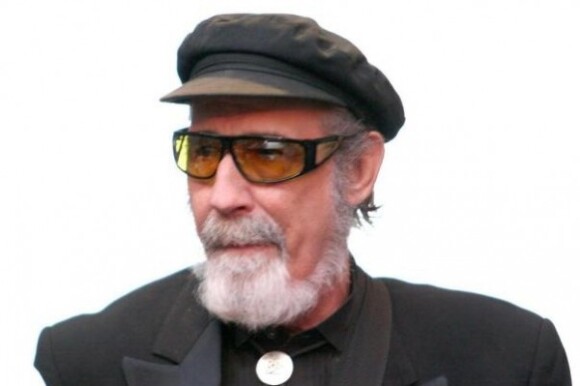 B.B. Cunningham Jr., figure de la scène musicale de Memphis et claviériste de Jerry Lee Lewis depuis 1997, a été abattu dans la nuit du 13 au 14 octobre 2012, à 70 ans...