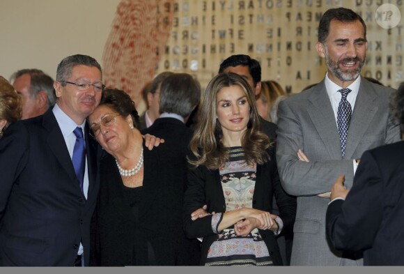 La princesse Letizia d'Espagne lors de l'inauguration de la "Maison du lecteur" à Madrid, le 17 octobre 2012.