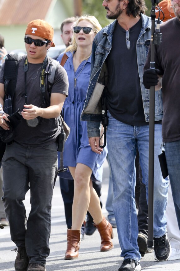 Ryan Gosling et Cate Blanchett tournent le film encore sans titre de Terrence Malick, à Austin, Texas, le 20 octobre 2012.