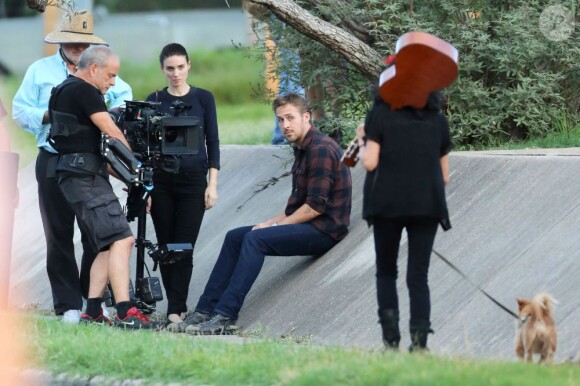 Ryan Gosling et Rooney Mara sur le plateau du film encore sans titre de Terrence Malick, à Austin, Texas. Septembre 2012.