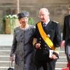 La reine Paola et le roi Albert II de Belgique sortant de la cathédrale Notre-Dame de Luxembourg où le prince Guillaume et Stéphanie de Lannoy viennent de se marier, le 20 octobre 2012.