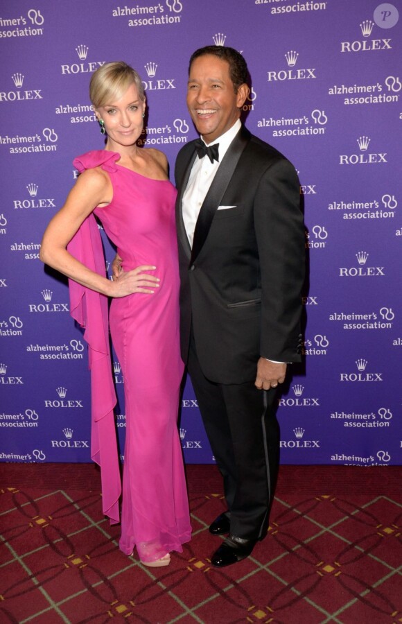 Hilary Gumble et Bryant Gumble à la soirée de gala Rita Hayworth pour lutter contre Alzheimer à New York, le 23 octobre 2012.