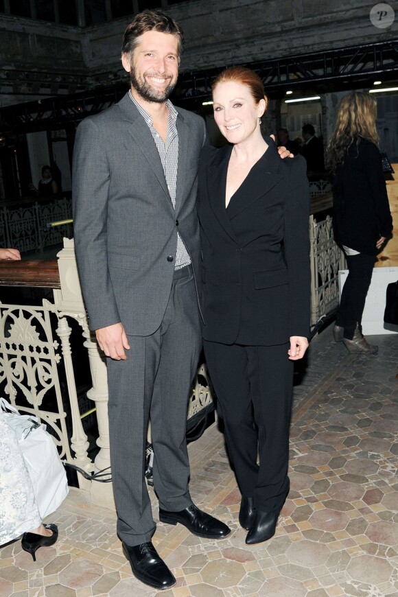Julianne Moore et son mari Bart Freundlich à la soirée H&M et Maison Martin Margiela à New York