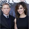Daniel Craig et Bérénice Marlohe lors du photocall du film Skyfall le 25 octobre 2012 à Paris