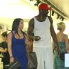 L'ailier des Lakers Antawn Jamison et sa petite amie surpris à la sortie d'un MAC store à Beverly Hills, le 27 octobre 2012