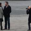 Delphine Chanéac et Chris Vance font un shooting photo pour la série de M6 Le transporteur à Paris le 29 octobre 2012. Les acteurs ont posé Place Vendôme, place de la Concorde, sur le pont Alexandre III et sur la place du Trocadéro devant la tour Eiffel.