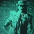 Elton John, image du clip de  Nikita  (1985)