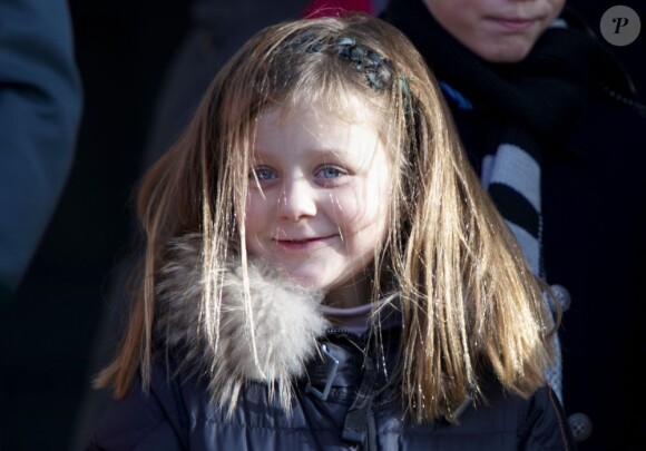 Pour l'édition 2012 de la chasse Hubertus (Hubertusjagt), le prince consort Henrik de Danemark était entouré de ses petits-enfants le prince Felix, le prince Christian et la princesse Isabella, le 4 novembre 2012 au palais Eremitage, dans la forêt Dyrehaven.