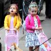 Les adorables filles de Sarah Jessica Parker, Marion et Tabitha, en teddy à New York, le 12 novembre 2012