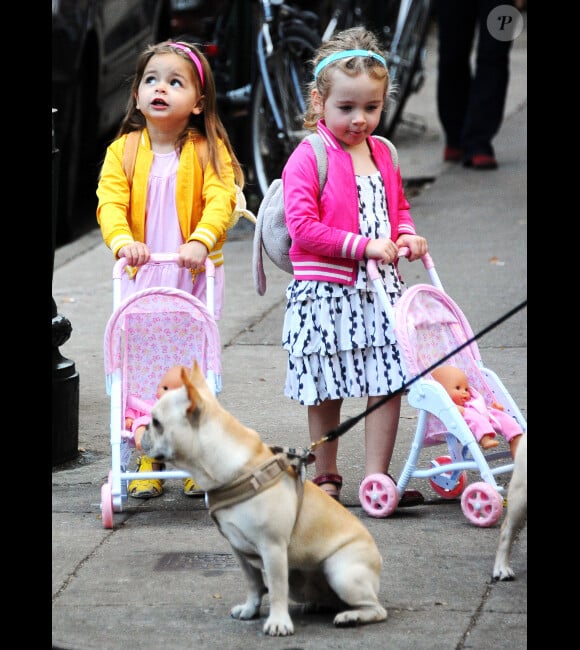 Les filles de Sarah Jessica Parker, Marion et Tabitha, toujours aussi adorables à New York, le 12 novembre 2012