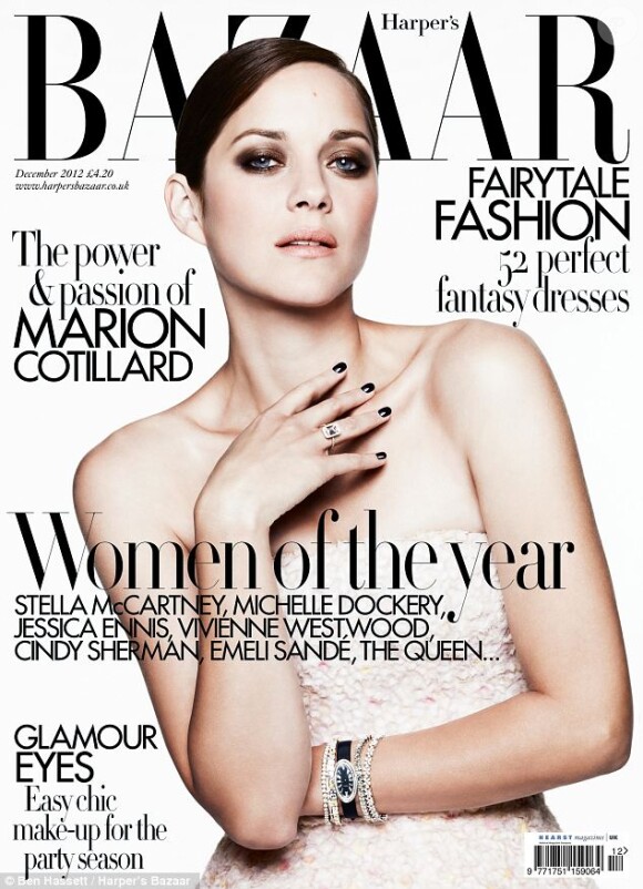 Marion Cotillard en couverture du magazine Harper's Bazaar - édition britannique décembre 2012