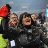 L'actrice Salma Hayek fête la victoire de Rennes contre le Paris-St-Germain au Parc des Princes le 17 novembre 2012.