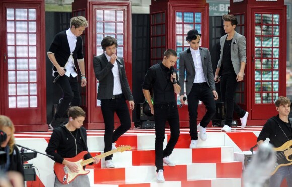 Les Les One Direction à l'émission The Today Show à New York le 13 novembre 2012.