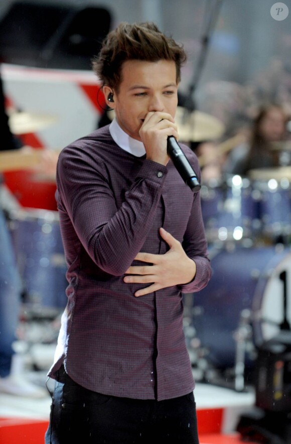 Louis Tomlinson des One Direction à l'émission The Today Show à New York le 13 novembre 2012.