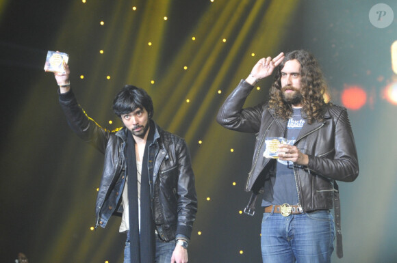 Grand prix des musiques électroniques : Justice, à la remise des Grands Prix de la Sacem au Casino de Paris, le 26 novembre 2012.