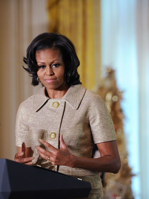 Michelle Obama a dévoilé les décorations de Noël de la Maison Blanche en présence d'enfants de militaires et fait un discours le 28 novembre 2012 à Washington.