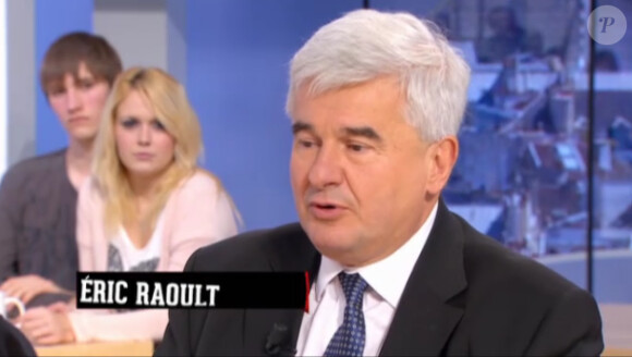 Maïtena Biraben a reçu Eric Raoult sur le plateau du Supplément, dimanche 14 octobre 2012 sur Canal+.