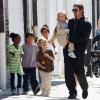 Alors que Brad Pitt est en tournage pour Cogan, la famille réunie passe du bon temps en Lousiane, le 20 mars 2011.