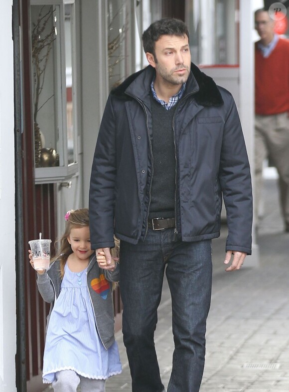 Ben Affleck et sa fille Seraphina vont petit-déjeuner à Brentwood, le 6 décembre 2012