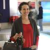 Andie MacDowell à l'aéroport de Los Angeles, dévoile sa beauté naturelle sans maquillage le 7 décembre 2012