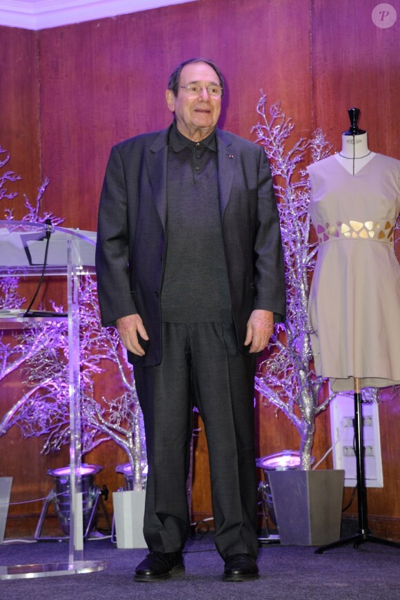 Robert Hossein lors de la 36e édition du prix 'The Best', aux salon Hoches à Paris, le 11 décembre 2012