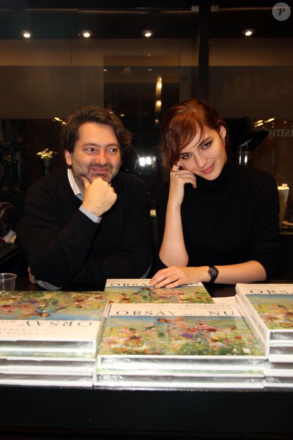 Présentation du livre 'Orsay à nu' par Louise Bourgoin et Edwart Vignot au musée d'Orsay à Paris le 13 décembre 2012