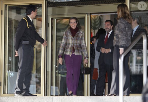 L'infante Elena d'Espagne lors de l'Assemblée générale du Comité paralympique espagnol, le 20 décembre 2012 à Madrid.