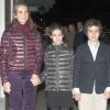 Elena d'Espagne avec ses enfants Victoria et Felipe pour fêter son 49e anniversaire, à Madrid le 20 décembre 2012