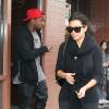 Kim Kardashian et Kanye West quittent le restaurant Nate 'n Al à Beverly Hills. Le 24 décembre 2012.