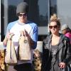 Ashley Tisdale et son boyfriend Christopher French après leur séance de course à Whole Foods à West Hollywood le 3 janvier 2012