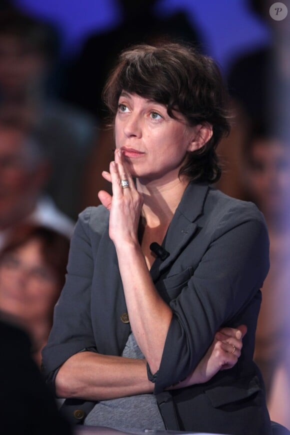 Kate Barry durant l'émission Vendredi sur un plateau, le 30 septembre 2012. 