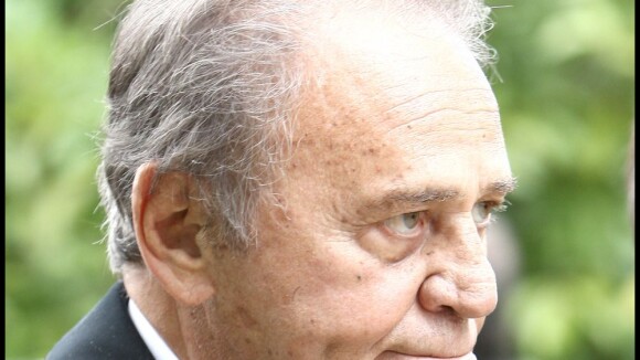 Roger Hanin : ''L'âme fendue'', Navarro attaque les fils Mitterrand en justice